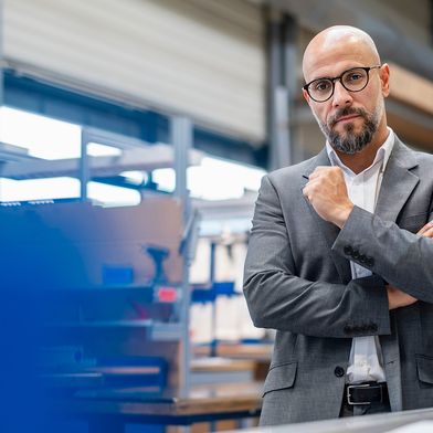 Mit einer MES-Lösungssuite können Unternehmen ihre Fertigung zukunftssicher aufstellen. (Bild: © Westend61 on Offset/Shutterstock)