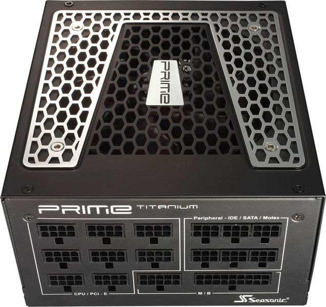 Die Prime-Serie von Seasonic umfasst Titanium-Netzteile mit einer Leistung zwischen 650 und 1.000 Watt sowie Platinum-Geräte mit 550 bis 1.200 Watt. Alle bieten ein modulares Kabel-Management. (Bild: Seasonic)