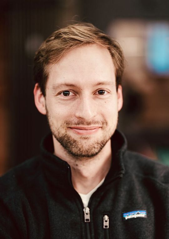 Christoph Hohenberger ist Co-CEO des Unternehmens Retorio, studierter Wirtschaftspsychologe und promovierter Psychologe.(Bild:  Retorio)