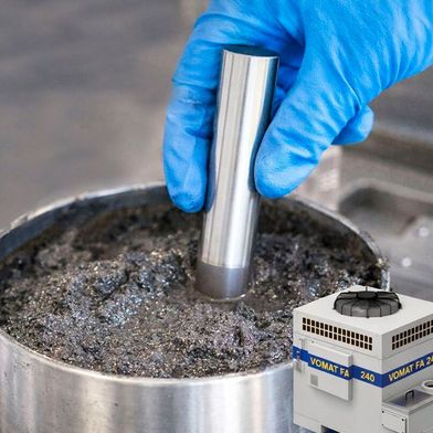 Die Hartmetallpreise explodieren, wie Vomat registriert. Das macht diese Werkstoffe zu strategischen Ressourcen, bei denen es gilt, sie in einem möglichst geschlossenen Werkstoff-Kreislauf zu halten. Vomat-Feinstfiltertechnik könne dabei helfen ... (Bild: Vomat)