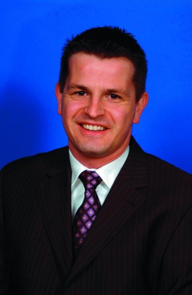 7 Ralph Wolter, Produktmanager Fluid Conveyance von Eaton Hydraulics: „Durch die Produktneuheiten der letzten beiden Jahre haben wir unser Programm so erweitert, dass wir als Systemanbieter zu verstehen sind. Weitere Entwicklungen werden folgen.“ (Archiv: Vogel Business Media)