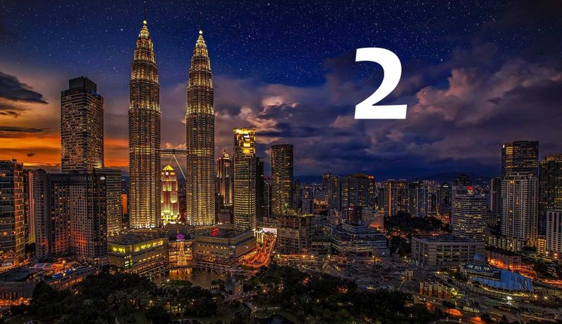 Billionen US-Dollar an Geschäftsmöglichkeiten sollen Smart Cities bis 2025 generieren – das schätzt eine Studie von Frost&Sullivan. Bis 2050 werden über 80 % der Bevölkerung in den Industrieländern in Städten leben. In den Entwicklungsländern werden es den Schätzungen nach mehr als 60 % sein, so prophezeit die Studie weiter. (Bild: gemeinfrei)