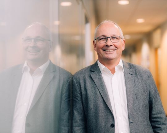 Thomas Schiffmann ist Abteilungsleiter Produktmanagement bei der Ceyoniq Technology GmbH.(Bild:  Ceyoniq Technology)