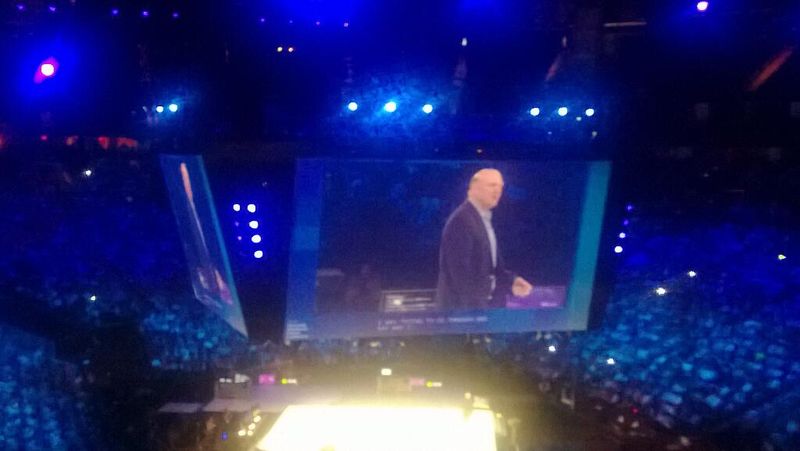 Steve Ballmer bei der Begrüßung der Partner in Houston. (Bild: Microsoft)