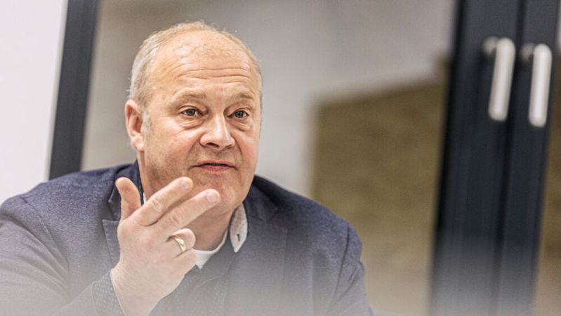 Bundesinnungsmeister Detlef Peter Grün will im laufenden Jahr politisch die Rolle des Kfz-Gewerbes bei Fahrzeugdaten und der Sicherheit von Fahrerassistenzsystemen stärken.(Bild:  Meike Böschemeyer)