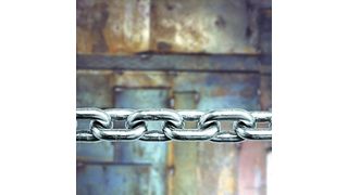 Bild 1: Die Cromox-Ketten werden aus 1.4404- oder 1.4462-Stahl gefertigt, der nicht nur äußerst widerstandsfähig, sondern gleichzeitig auch sehr belastbar ist. Durch die Elektropolierung der Oberflächen können sich Flugrost und Schmutz zudem nur schlecht absetzen. (Bild: Ketten Wälder)