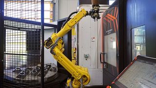 Einer der drei Halter Universal Premium, der an ein CNC-Dreh-/Fräszentrum von Mazak gekoppelt ist.  (Richard Pergler)