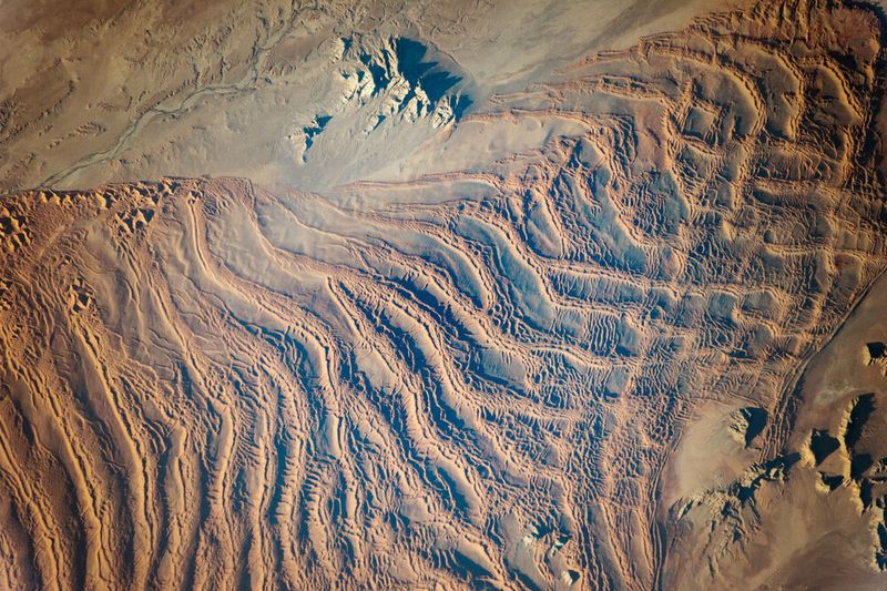 Dünen im Namib-Sandmeer in Namibia. (Aufnahme vom 17. März 2016) (Bild: NASA.)