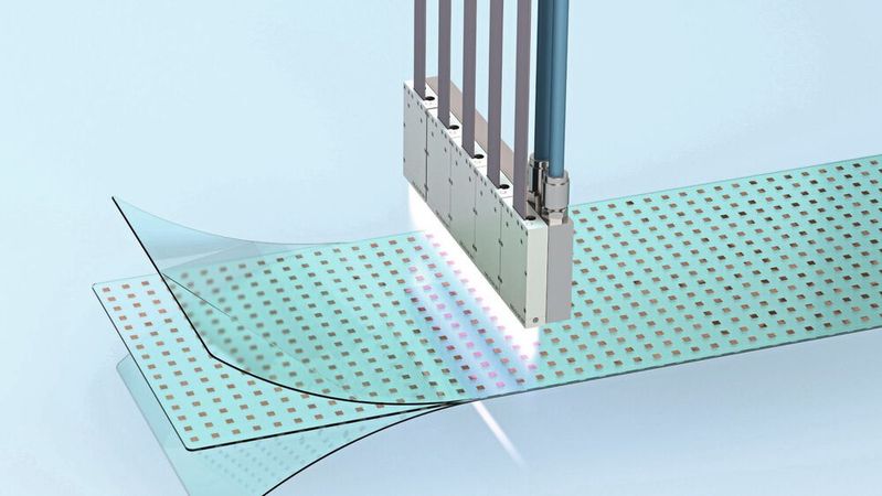 Delolux 301 lässt sich etwa im Laminationsprozess von Dünnschicht-Solarzellen effizient einsetzen. Delolux 301 lässt sich etwa im Laminationsprozess von Dünnschicht-Solarzellen effizient einsetzen.
