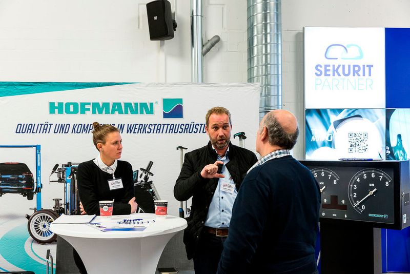 Hofmann, der Werkstattausrüstungsspezialist rund ums Rad, hat auch viele Lösungen zum Thema Bremsenprüfstand im Portfolio. (Stefan Bausewein)