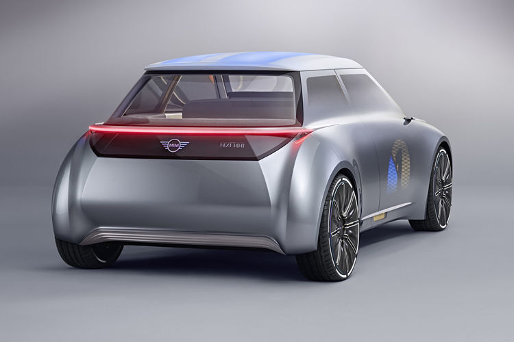 Die Außenhaut des Mini Vision Next 100 bietet die Möglichkeit, ein ganz eigenes Styling zu wählen. (BMW)
