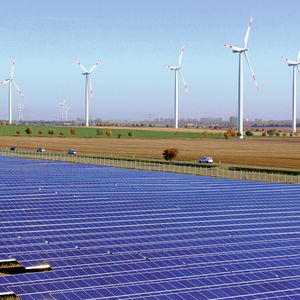 Ökostrom aus Wind und Sonne bereitet den Energieverantwortlichen in Deutschland derzeit viel Kopfzerbrechen.