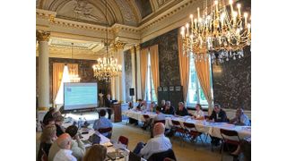 Maurizio Gattiglio, Mitvorsitzender der Manufuture High Level Group, auf dem Workshop, der diskutierte, wie die produzierende Industrie nachhaltiger werden kann. 

 (Fraunhofer IPA)