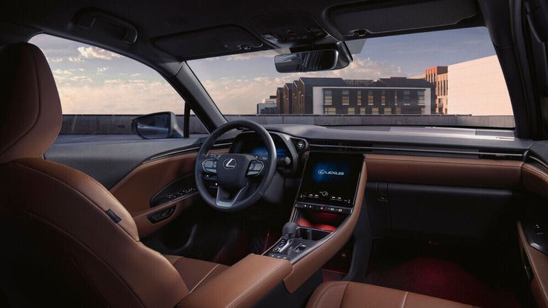 Die Innenraumausstattung ist Lexus-typisch hochwertig. (Bild: Lexus)