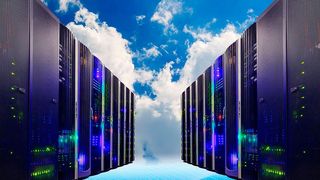 Die Kombination diverser Cloud-Speilarten mit der eigenen Rechenzentrums-IT treibt viele um. Die Innovit 360 AG bietet Infrastruktur-Integration jetzt unter der Bezeichnung „Co-Premise Computing“ an.  (© vladimircaribb - stock.adobe.com)