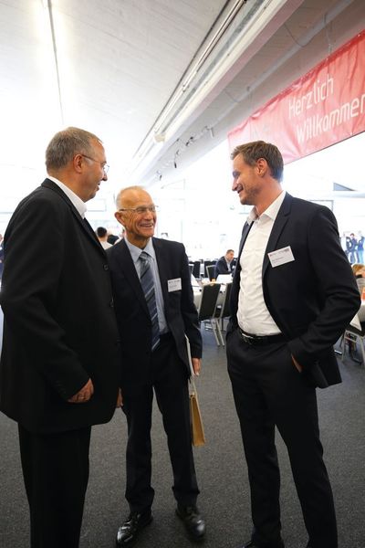 Beste Messelaune bei Bernd Horstmann, Sven Hollemann und Heinrich Thelker. (Eno)