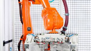 Roboteranlage für die vollautomatische Montage von Helicoil Gewindeeinsätzen in Druckgussteile. (iNDAT Robotics)
