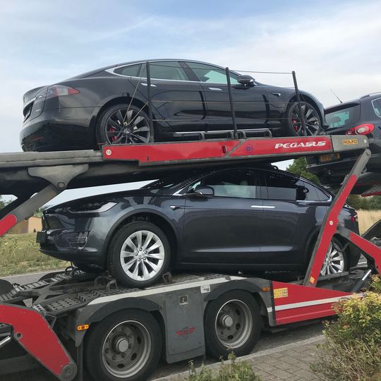 Tesla erzielte im April als einzige Marke ein Neuzulassungsplus in Deutschland. Tesla erzielte im April als einzige Marke ein Neuzulassungsplus in Deutschland.