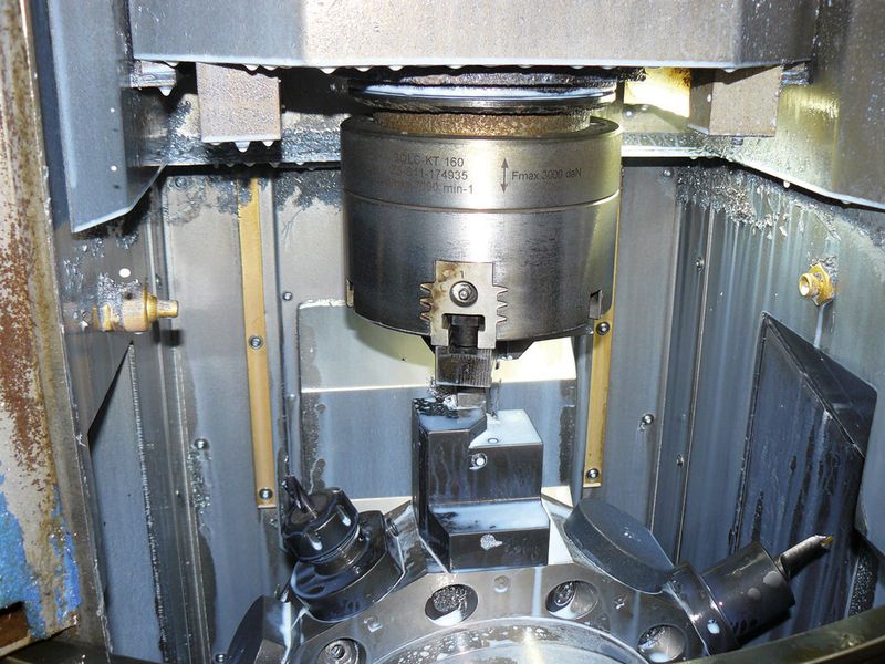 Bild 1: Zeiten von Schnitt zu Schnitt zwischen 25 und 60 s, Losgrößen bis zu 1 Mio. Stück – für diese Dauerläufer ist absolute Prozesssicherheit der Spannfutter notwendig. (Bild: Forkardt)