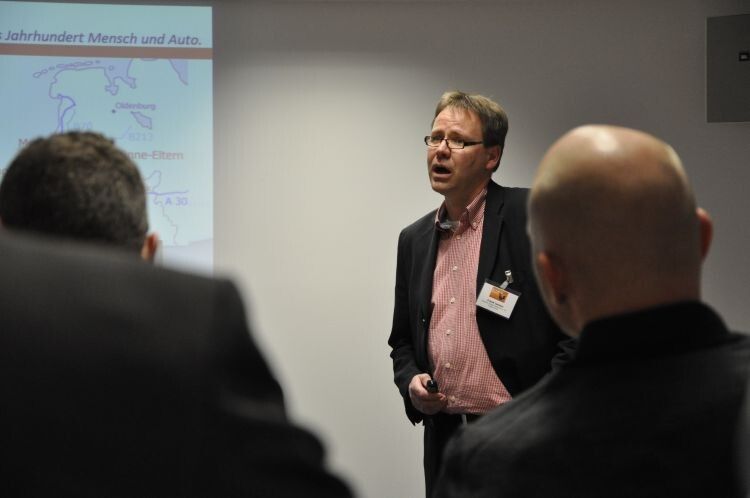 Frank Jansen: „Wir mussten viel über die Möglichkeiten des Internets lernen.“ (Foto: Richter)