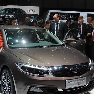   Auf dem Weg nach Europa: Die chinesische Marke Qoros feierte ihr Debüt auf dem Automobilsalon in Genf. Dabei weckte der Qoros 3 Sedan großes Interesse bei den Besuchern.(Foto:  Baeuchle)