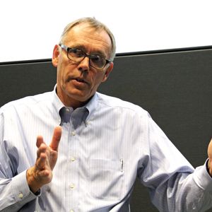 Ole Møller-Jensen: „Es ist interessant, dass Industrie 4.0 in Deutschland auch ein politisches Thema ist. Damit hat die deutschen Industrie einen gemeinsamen Schwerpunkt, was sowohl für die Unternehmen als auch ihre Kunden von Vorteil ist.“