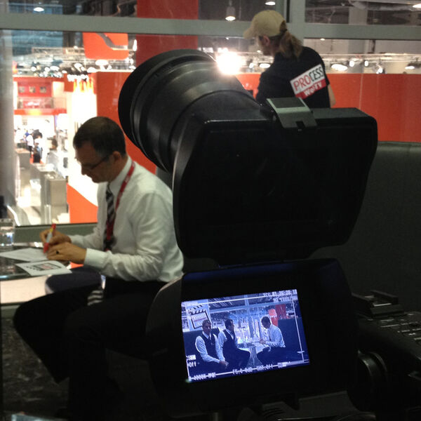 Frank Jablonski, head of online affairs at PROCESS and host of the ACHEMA Live TV prepares for a broadcast. (Picture: PROCESS)