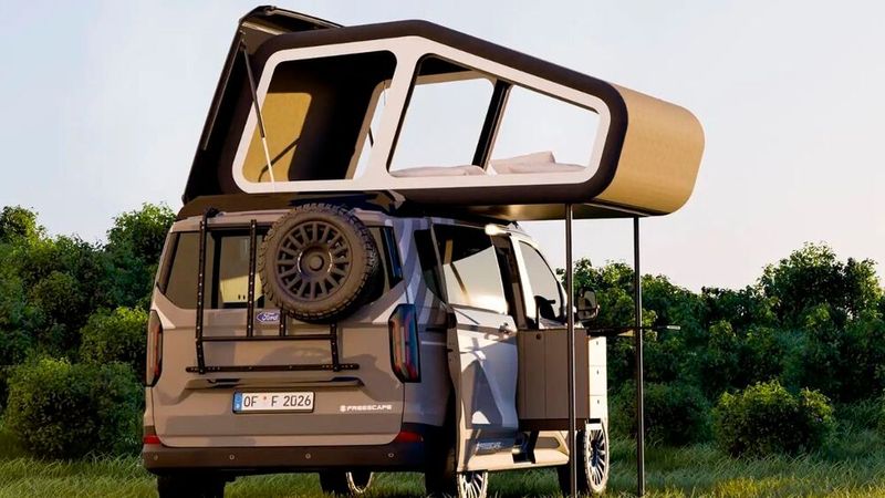 Da die Stützelemente des Luft-Schlafdaches aus aufblasbaren Tubes bestehen, wird das Oberstübchen mit Hilfe eines Kompressors in rund sechs Minuten entfaltet. (Bild: Freescape)