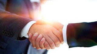 Collaborating with D&R Dispersions and Resins enables Hexion’s Versatic Acids and Derivatives Group to offer paint producers direct access to this unique technology. (Deposit Photos )