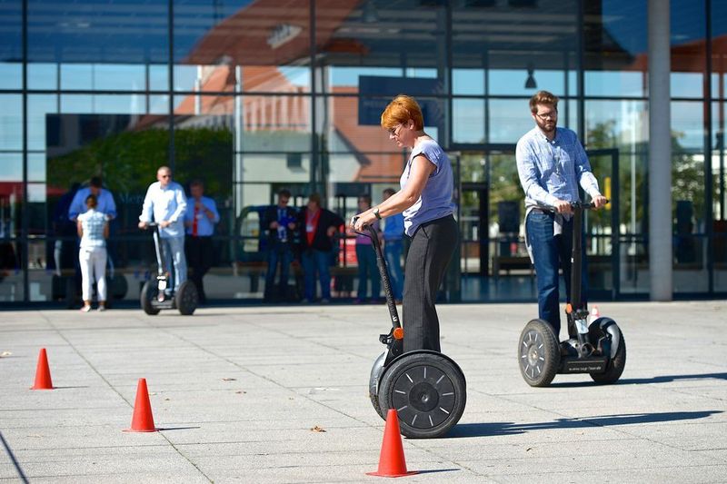 Eindrücke von der Werkstoffwoche Dresden 2015. (Bild: Werkstoffwoche Dresden)