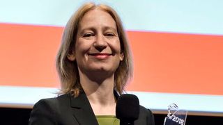 Sophia Hatzelmann wurde mit dem Preis "Engineer Powerwoman 2018" ausgezeichnet. Sie ist Geschäftsführerin des technischen Beratungsunternehmen ahc GmbH, Stuttgart, und zuständig für das Europageschäft des in Boston (Mass.) ansässigen AR-Start-ups Augmania.  (Bild: Daniel Moeller Fotografie)