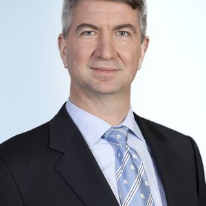 „Trotz aller Fortschritte sind weitere Anstrengungen erforderlich, um die EU-Vorgaben zu erfüllen", sagt VDA-Geschäftsführer Dr. Ulrich Eichhorn.
