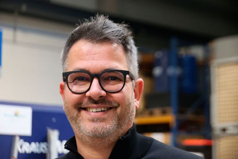 Jens Strate, Managing Director at Claus Groth: “With Knarr, we have a very cooperative business relationship. We can rely on the high quality and longevity. We are confident that wear will not become an issue with the latch locks anytime soon.” (Source: Pergler Media)