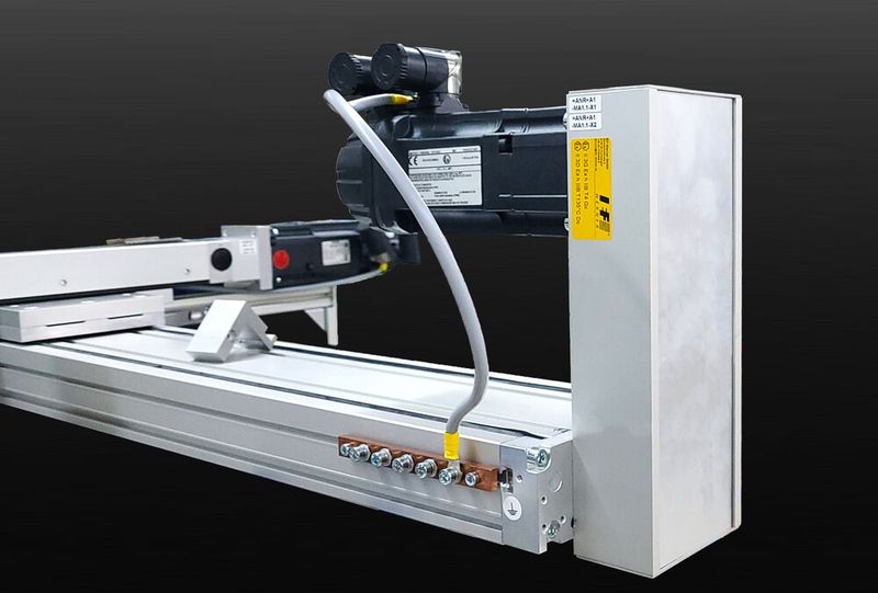 Die Erdungsverbindung zwischen Motor und Achse sowie die auffällige gelbe Plakette mit der entsprechenden Schutzklassifizierung weisen auf die EX-Schutz-Modifizierung hin. (Bild: IEF-Werner )