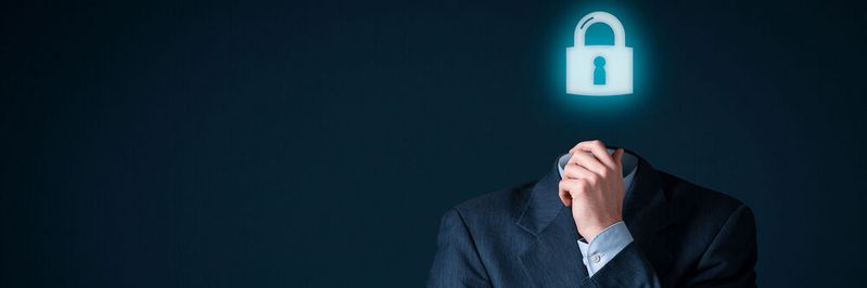 Unternehmen müssen ständig auf dem Laufenden bleiben, um ihre Schutzmaßnahmen gegen externe Angriffe zu verbessern.(Bild:  jirsak - stock.adobe.com)