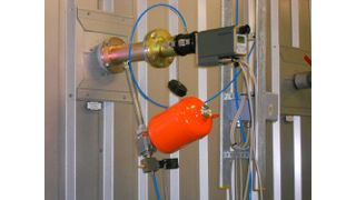 Die Heitronics-Geräteserie KT19.69 II zur Temperaturmessung ist nach 17. BlmSchV zugelassen. Damit ist garantiert, dass Schadstoffe in Müllverbrennungsanlagen sicher zerstört werden können. (Bild: Heitronics)