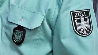 Künftig werden Zollbeamte Waren, deren Beschreibung ungenau ist, abweisen. (Bild: Alterfalter - Fotolia.com)