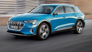 Nach Tesla, Jaguar und Daimler hat nun auch Audi mit dem E-Tron sein erstes Elektro-SUV vorgestellt.  (Audi)