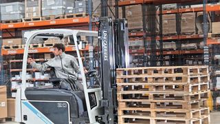 Mit sichtoptimierten Fahrerkabinen will Unicarriers den Bedienerkomfort seiner Gabelstapler erhöhen. (UniCarriers)