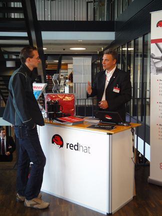 David Hutchison-Bird erläutert eine Red-Hat-Lösung. (Archiv: Vogel Business Media)