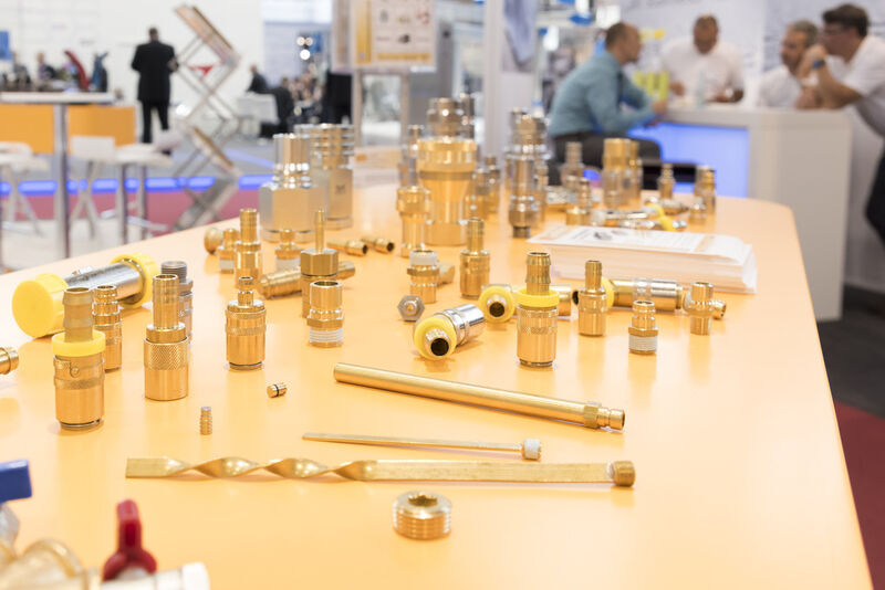 Impressions from Fakuma 2014, which attracted nearly 46,000 visitors from 117 countries and 1,772 exhibitors from 36 nations. (Source: Schall)