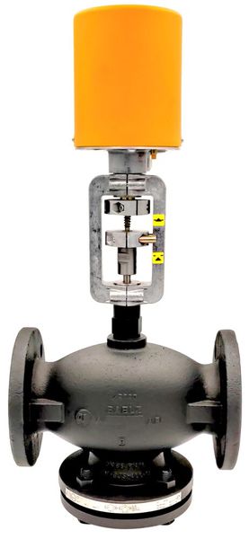 Mit Blindflansch geschlossenes Dreiwegeventil und mit elektrischem Antrieb (Bild: Baelz)