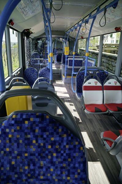 Maximal 124 Fahrgäste können in dem Bus auf einmal mitfahren. (Bild: Daimler Truck)