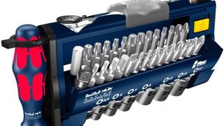 Das markante Bitset hält 28 Bits und sieben 1/4-Zoll-Nüsse bereit. (Wera)