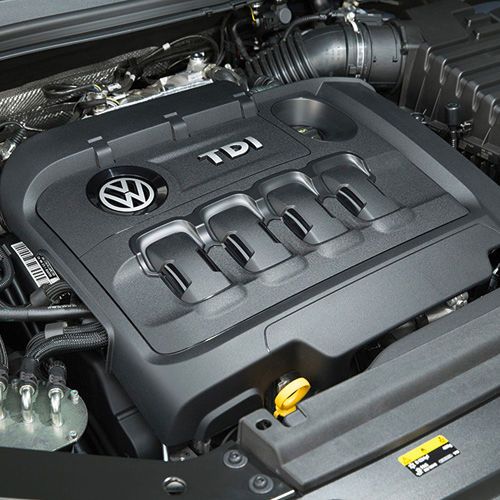 Für den 2.0-TDI-Motor fehlt ein Software-Update, dass vermutlich erst im vierten Quartal des Jahres zur Verfügung steht.(Bild:  VW)