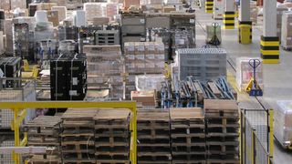 Über 85 % der Waren können bei Koch International per Kette transportiert werden. (Bild: Egemin)