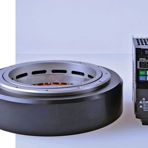 Mit dem LD-Drive erhalten die Kunden die komplette aufeinander abgestimmte Baugruppe aus Leichtbaulager, Torquemotor und Steuerung.  