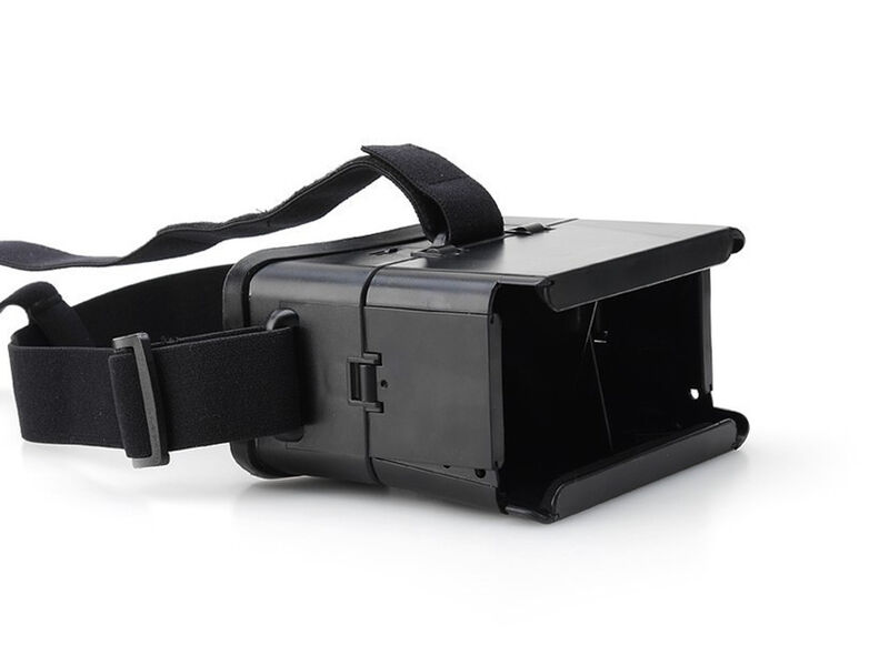 Die Colour Cross VR Headset gibt es schon für 15,99 Britische Pfund (ca. 22 Euro) bei www.thegiftoasis.com. Mit dieser Brille können Videos mit 4 bis 6 Zoll großen Smartphones (Android und iOS) in 3D angesehen werden. (www.thegiftoasis.com)