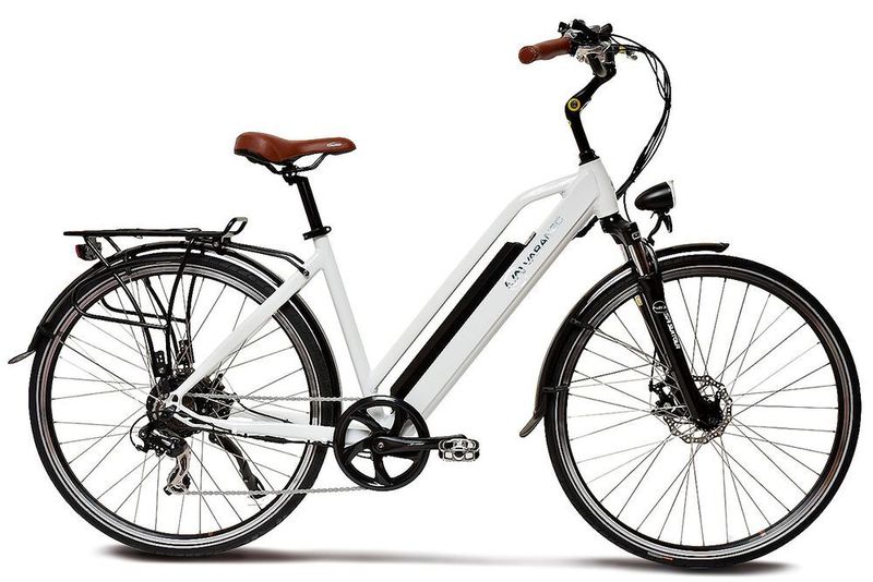 ... sowie Trekkingräder und ... (Varaneo)