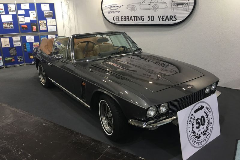 Auch dieser Jensen Interceptor kann sich nach 50 Jahren immer noch sehen lassen. Ob er bei der nächsten Techno-Classica wieder dabei ist? Sie findet statt vom 5. bis 9. April 2017. (Foto: press-inform)